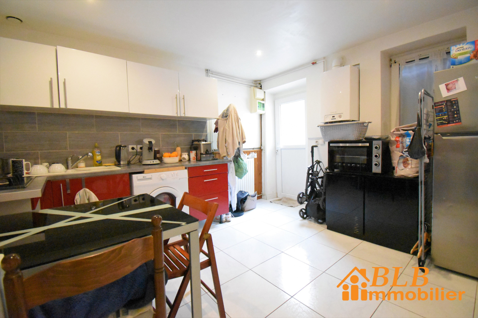 Image_, Immeuble, Sens, ref :B908