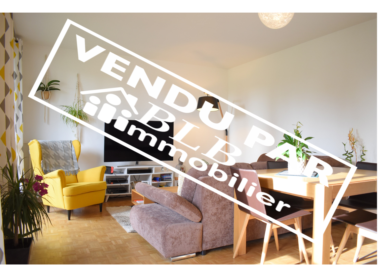 Vente Appartement à Vendre Avec Balcon à Wissous Avec BLB Immobilier